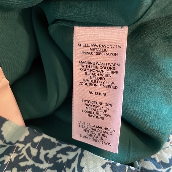 Vineyard Vines Teal Tonal Sea Floral Pull On Shorts, XXS - Picture 8 of 9